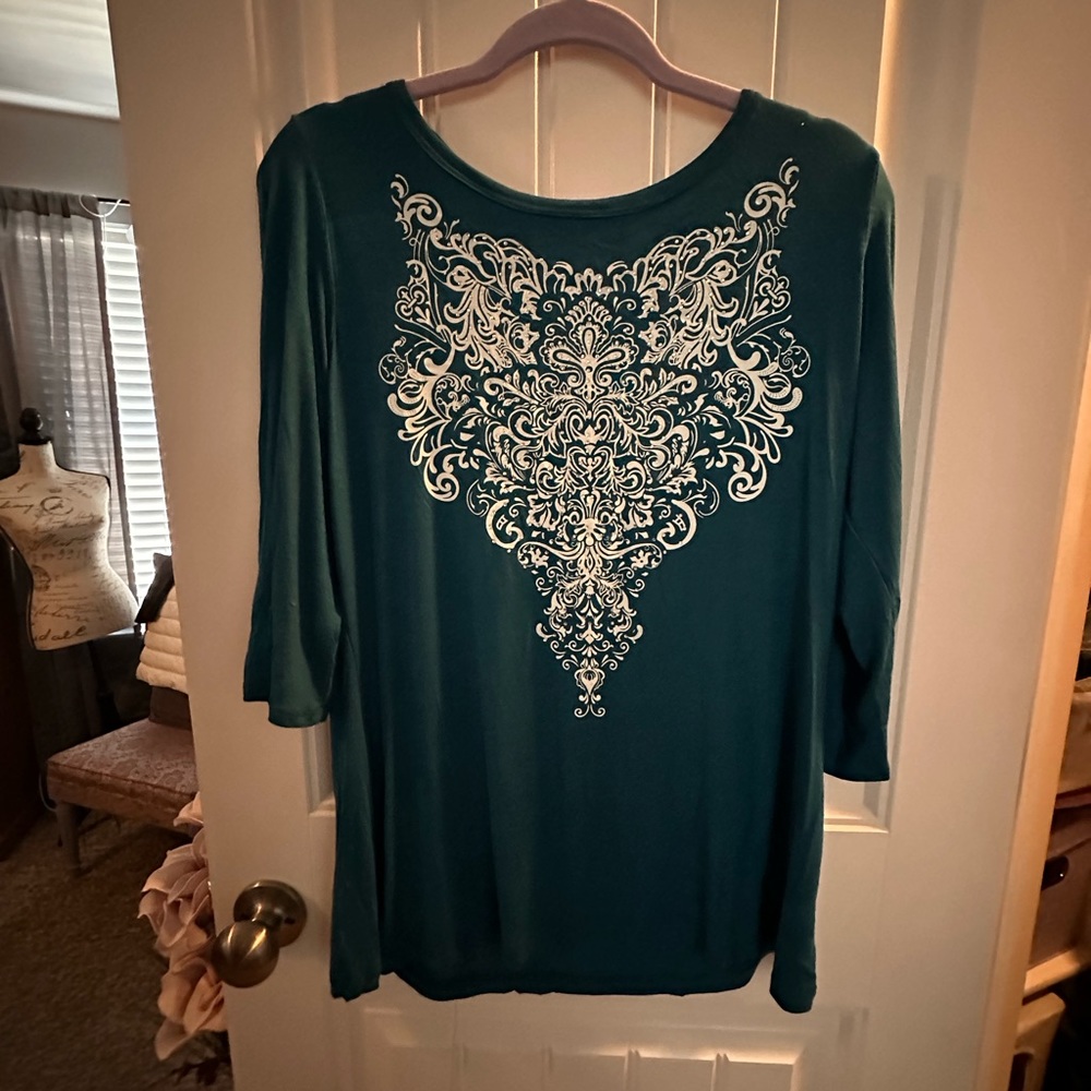 Liberty Wear NWT Turquoise Shirt with rhinestones Sz L  (coats)